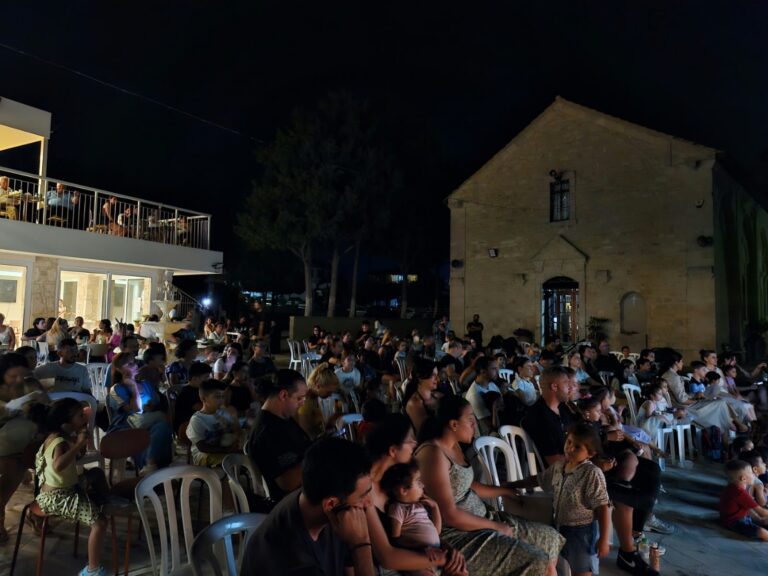 Παράσταση «Ο Καραγκιόζης Δάσκαλος» στην Αγία Παρασκευή Επισκοπής