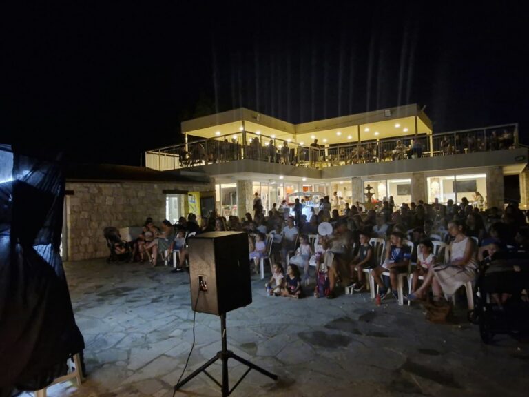 Παράσταση «Ο Καραγκιόζης Δάσκαλος» στην Αγία Παρασκευή Επισκοπής
